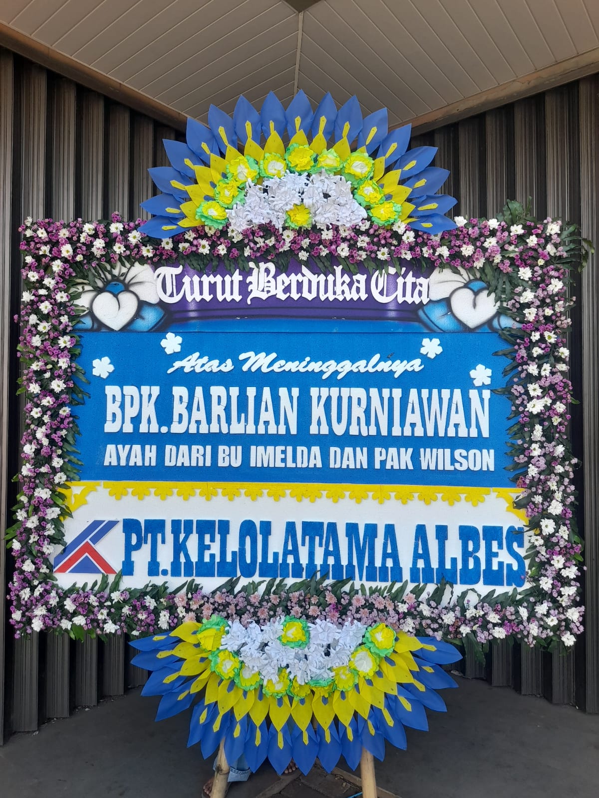 Bunga papan berduka cita